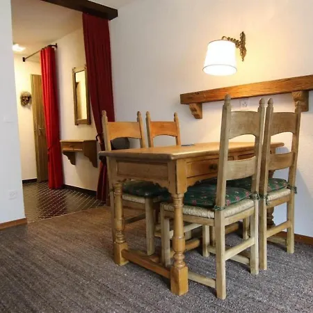 L'oree 12 Apartment