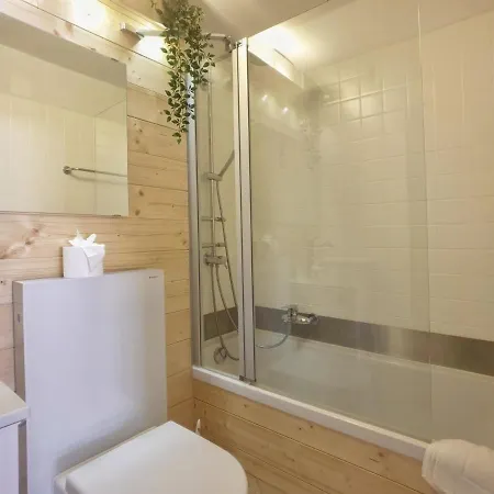 L'oree 12 Apartment